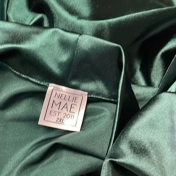 Nellie Mae Emerald Green Consequences Bodysuit, Size 2XL, Sleek Satin Holiday - Picture 6 of 8